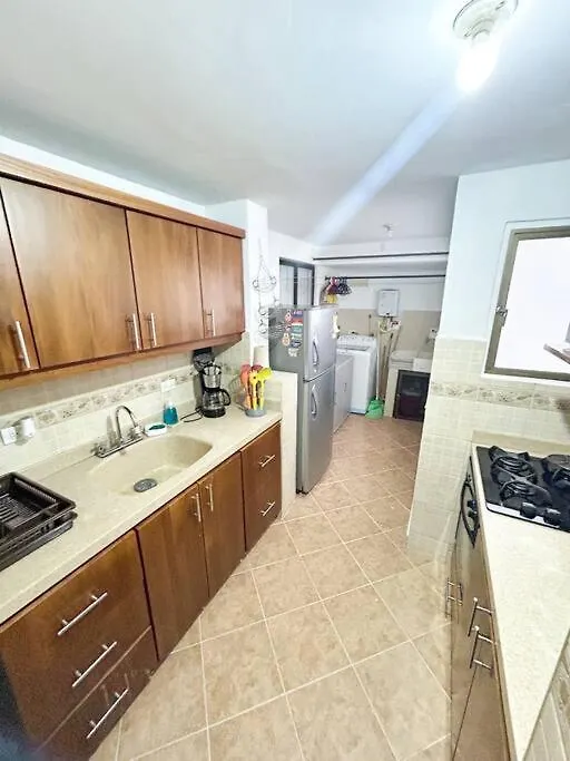 Apartamento Amplio En Barrio Mas Cool De Medellin Apartment