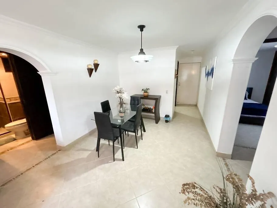 Apartamento Amplio En Barrio Mas Cool De Medellin Apartment