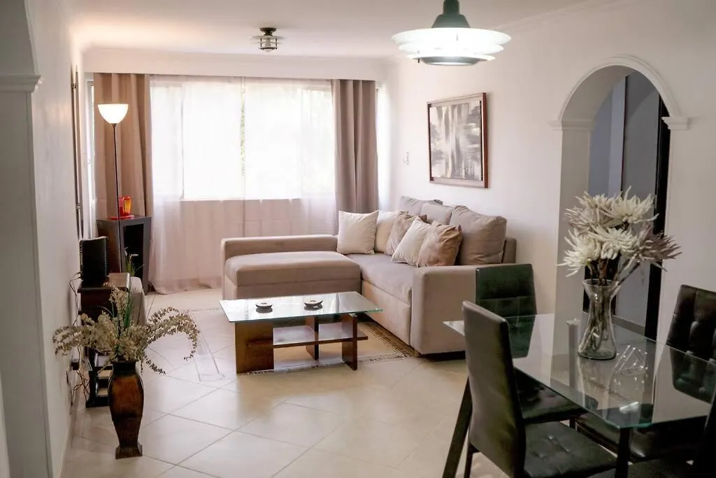 Apartamento Amplio En Barrio Mas Cool De Medellin