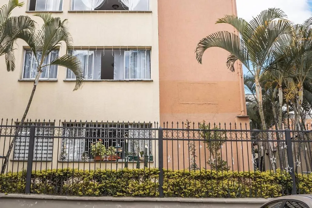 Apartamento Amplio En Barrio Mas Cool De Medellín 0*,  Colombia